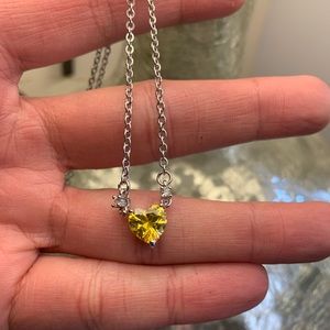 Beautiful SILVER FILLED Heart crystal necklace